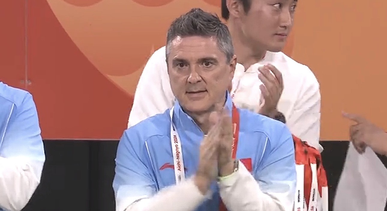 中国U23亚运男足点球大战击败乌兹别克斯坦U23,安东尼奥-普切:最幸福的教练