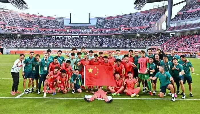 中国男足点球4-3胜乌兹别克，时隔28年重返亚运领奖台