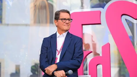 卡佩罗谈离开中国原因：妻子每次通话都会哭