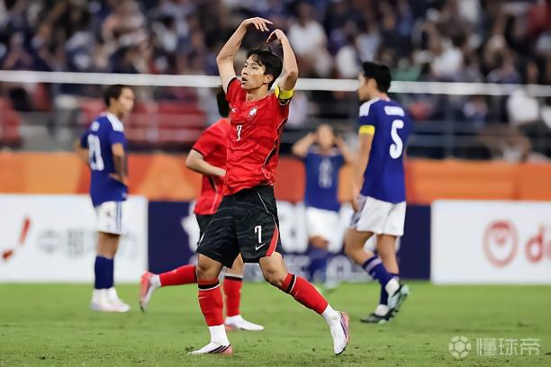韩国男足1-0日本夺亚运四连冠 严智星破门助球队实现历史性成就