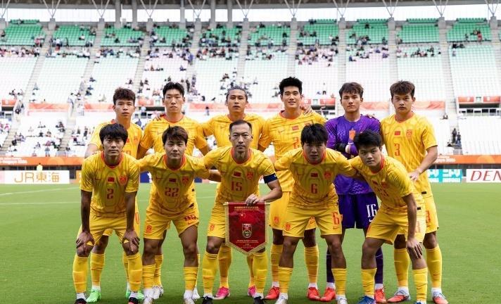 中国男足时隔28年再夺亚运铜牌 李昊点球大战扑出关键球