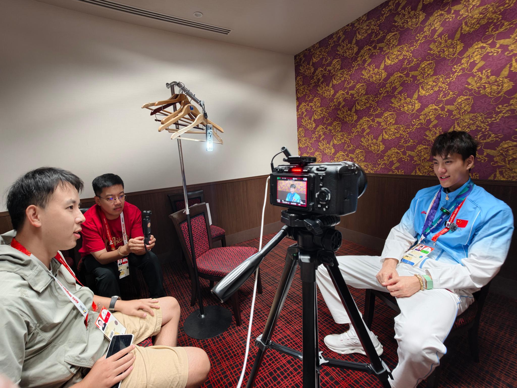 李昊扑点球助中国队时隔28年再夺亚运会男足铜牌