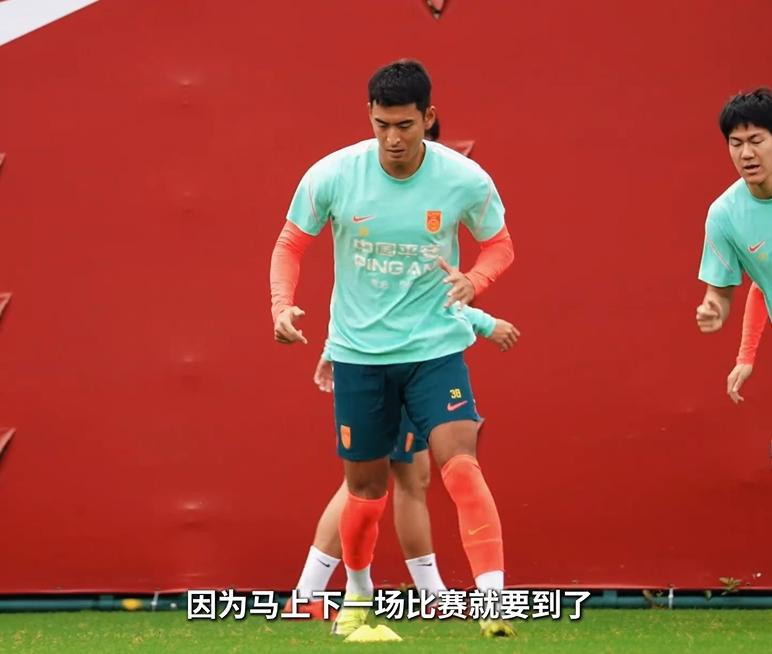王子铭：0-5巴勒斯坦需铭记，国足备战塔吉克斯坦憋劲争胜