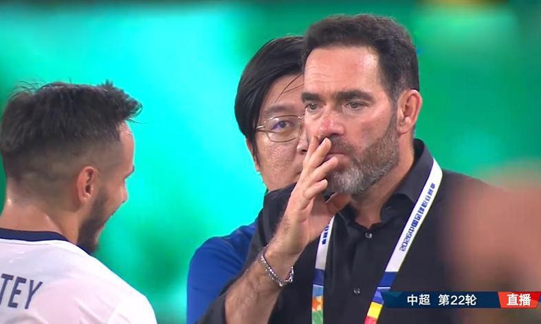 武汉三镇换帅保级!邓卓翔代理主帅,徐正源或无缘国足主帅