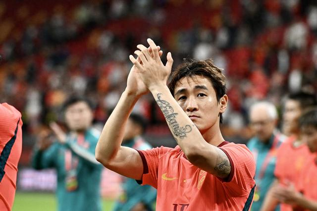 中国男足0比5负于巴勒斯坦 韦世豪致歉