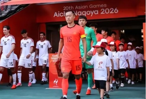 申花未要求吴曦、朱辰杰立即归队，两人将休整后备战中超第27轮
