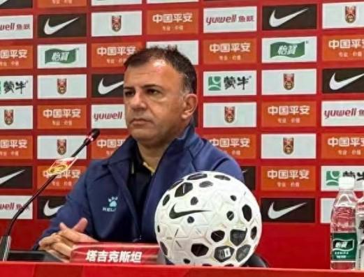 塔吉克斯坦主帅：中国男足值得更好结果，两场对阵巴勒斯坦和中国队