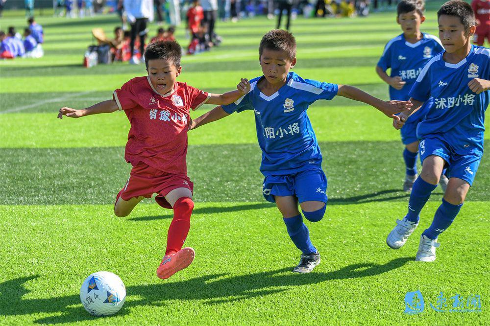 宿迁市首届“小将杯”足球争霸赛开赛 青少年绿茵梦启航