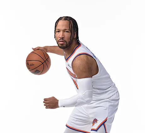 NBA季前赛76人72-58领先尼克斯，尼克斯记者：首发球员每人上场约14分钟