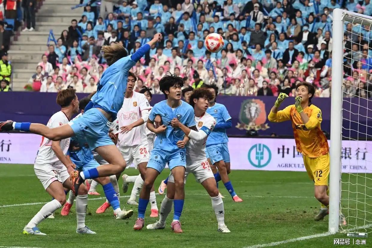 长春1-0大连夺首届东北超冠军 63259人创中国业余赛事纪录