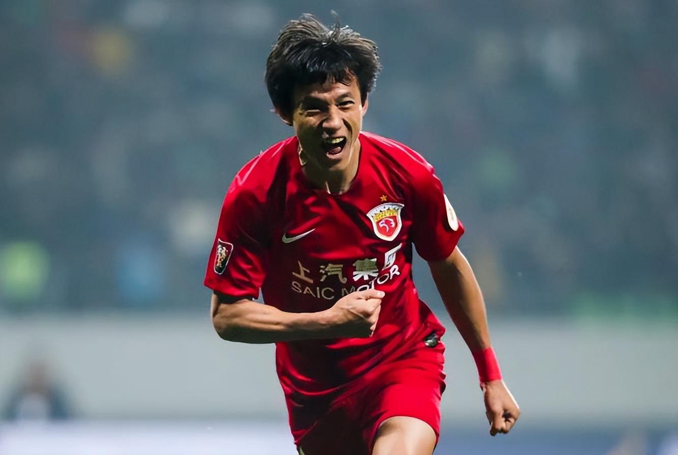 上港10月迎3位王牌强援回归，李新翔U23国足表现亮眼