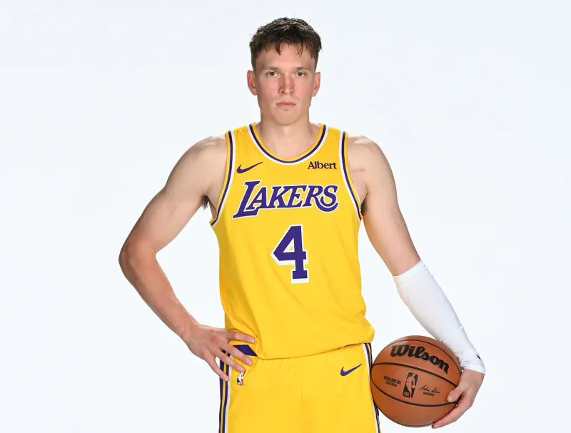 NBA：多尔顿-克内克特或离队湖人，德雷蒙德-格林透露其可能无缘常规赛