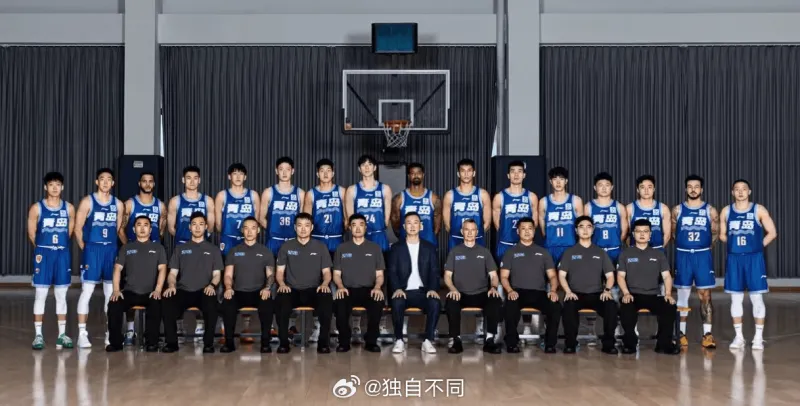 青岛男篮新赛季阵容稳中有升，李俊贤成焦点