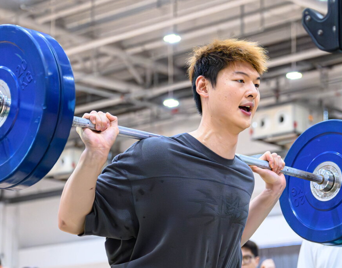 CBA首次体测补测：王哲林、沈梓捷、阿不都沙拉木等顶薪球员顺利通过