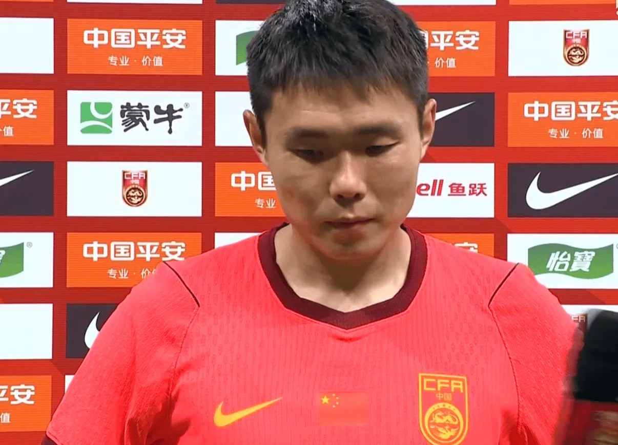 王上源：中国队0-1塔吉克斯坦，失误太多影响比赛