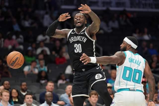 NBA季前赛：篮网队124-90轻取黄蜂，小波特16分兰德尔首秀13分