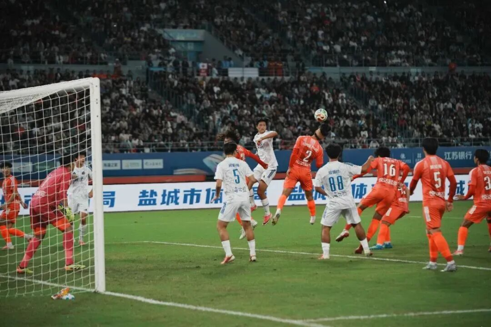 江苏公安周密部署迎战苏超大考 10月4日多场赛事安保就位