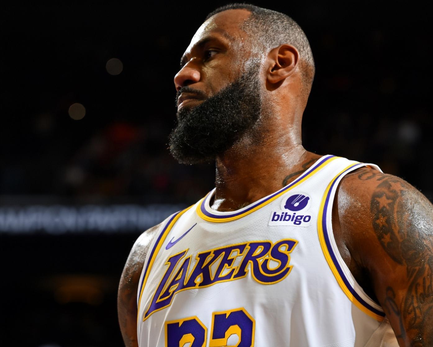 老詹NBA生涯22年连续入选全明星，历史得分王仅第二