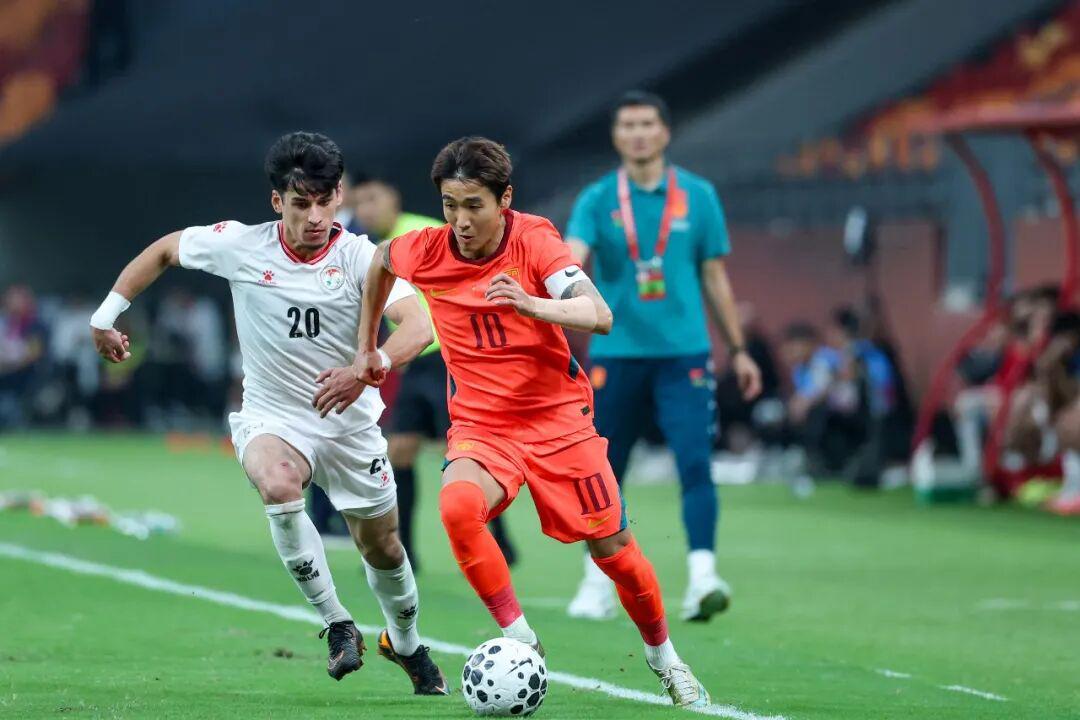 国足世界排名跌至第96位，创近10年新低