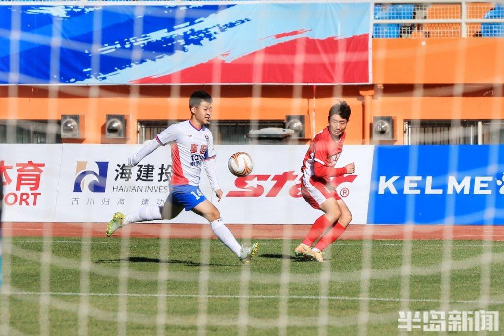 市南队2:0胜李沧队豪取两连胜，张华楠破门助球队豪取两连胜