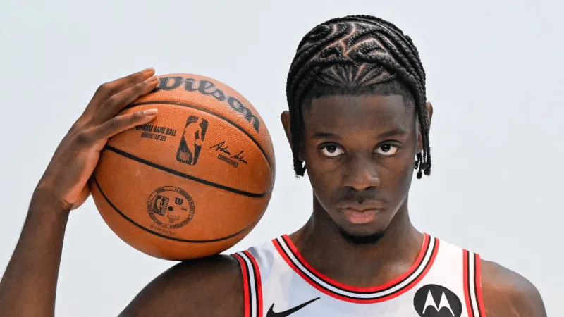 NBA季前赛太阳半场64-62领先公牛 4号秀凯莱布-威尔逊9分1助攻