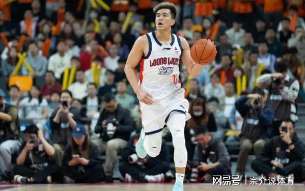 郭艾伦被广州队淘汰后宣布不退役，辽宁队或迎回归契机