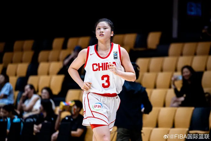 U18女篮亚洲杯：中国U18女篮112-49菲律宾U18女篮 李沅珊砍下21分