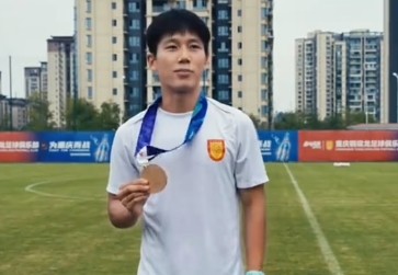 向余望:铜牌属于重庆铜梁龙全队;全力打好最后4轮联赛