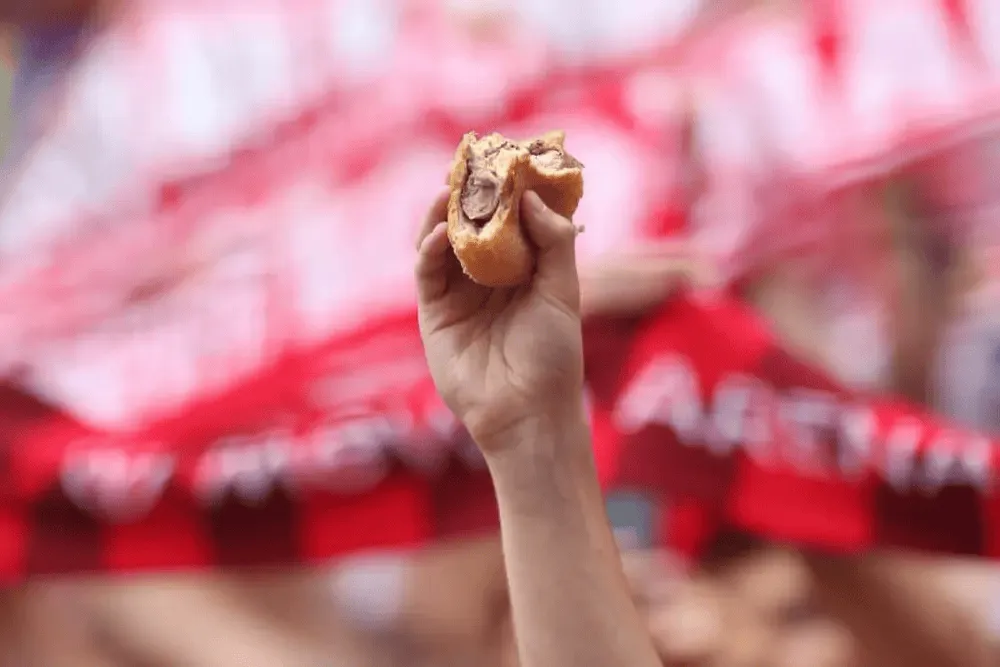 莱比锡球迷投诉主场餐饮质量下降 俱乐部承诺调整食品供应
