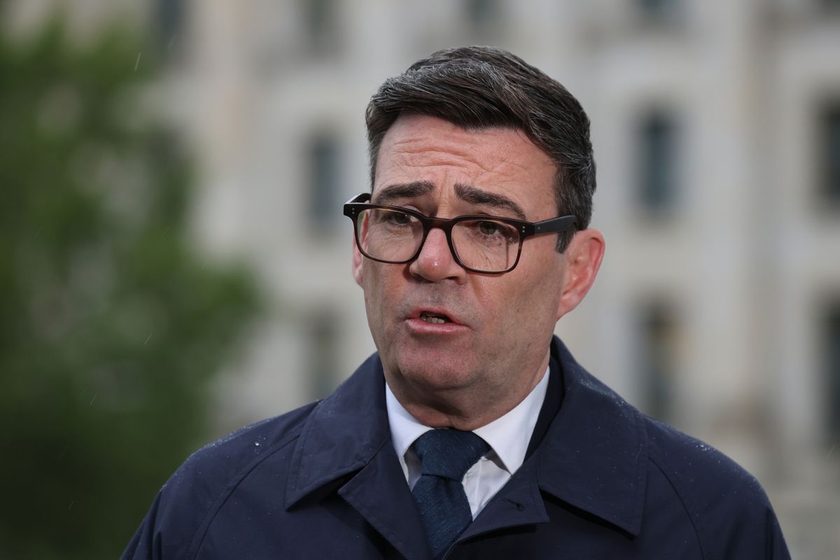 英国首相安迪-伯纳姆回应曼城财务违规指控：未淡化严重性