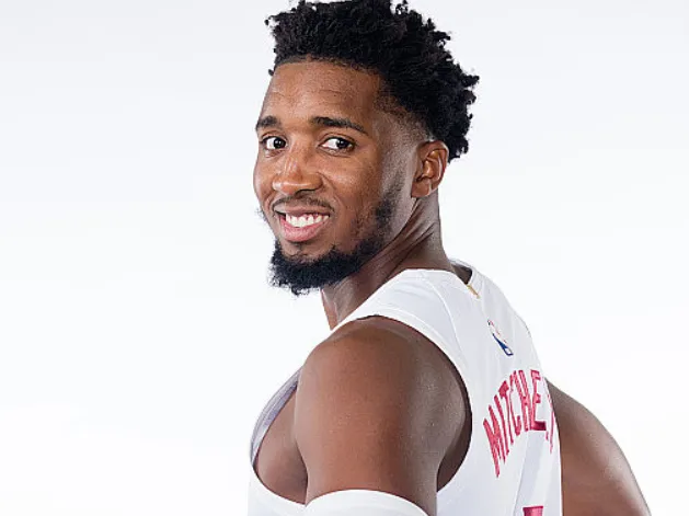 NBA季前赛骑士首节29-32落后凯尔特人 米切尔9分钟贡献7分1助攻