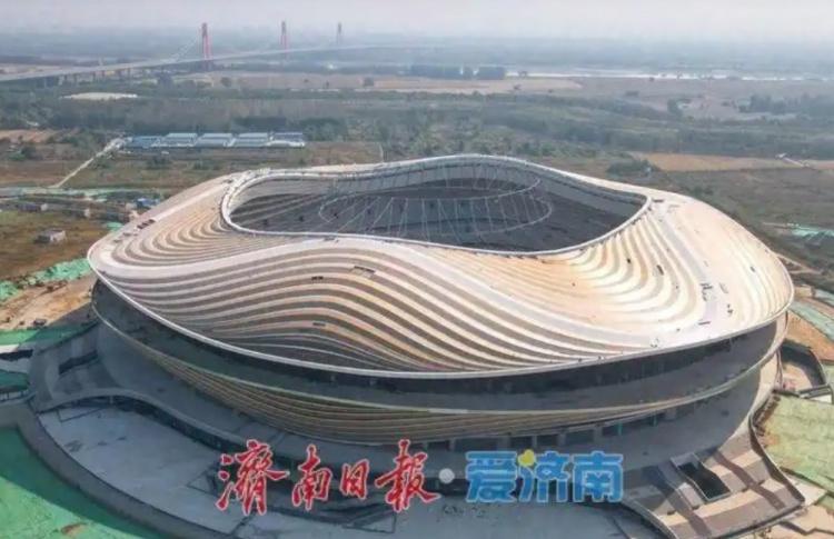 黄河体育中心6万座专业足球场预计2026年底竣工验收