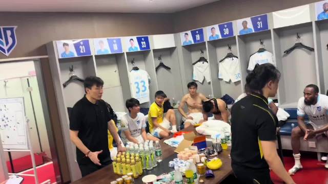 中甲宁波队与李玮锋解约，10月8日起不再担任主教练