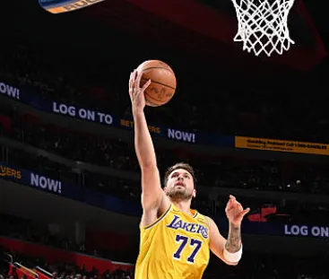 25-26赛季NBA常规赛突破投篮命中率最高球队：湖人54%居首