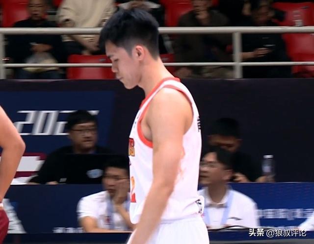 庞峥麟19分无力救主，江苏男篮季前赛92-104不敌浙江男篮