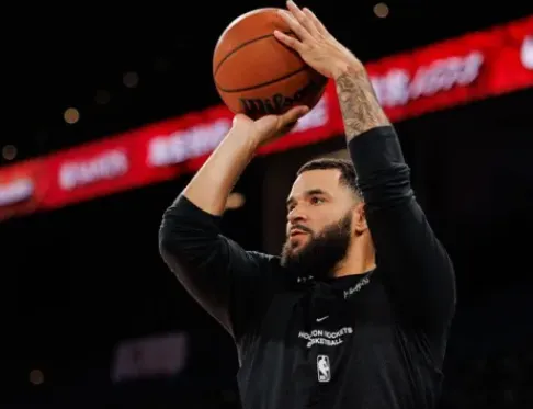 范弗利特NBA中国赛复出，距离上次出战已523天