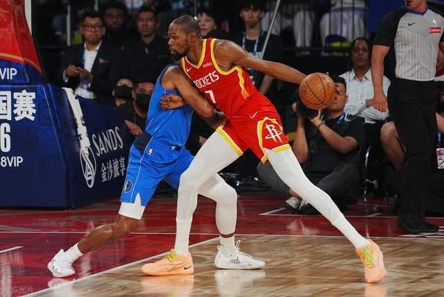 NBA季前赛：火箭135-117大胜独行侠，7人得分上双火力全开