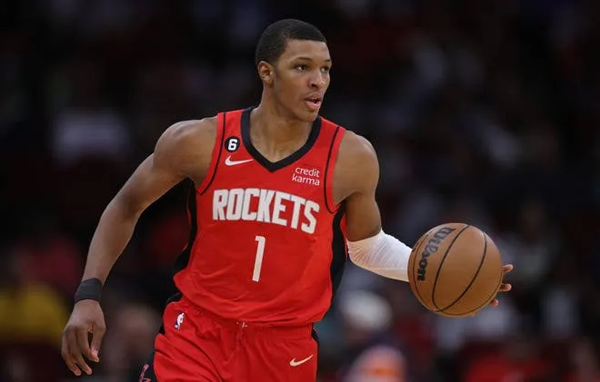 贾巴里-史密斯:NBA竞争激烈,火箭需凝聚才能实现目标