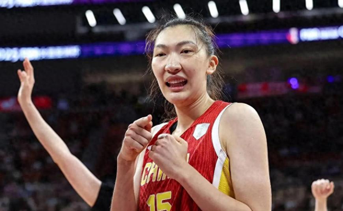 31岁王思雨带伤留洋,中国女篮4人集体出走,WCBA舒适圈被断后路