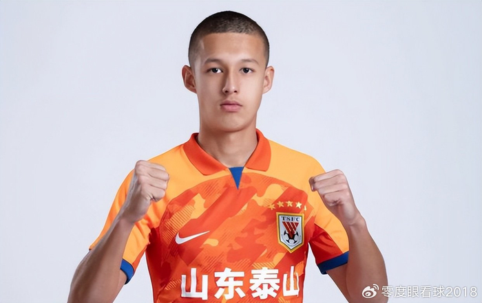 依木兰天赋出众却遭山东泰山与U23国足双线冷落，主要有4点原因
