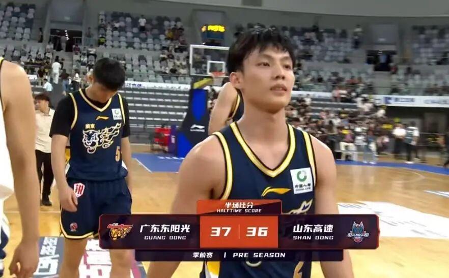 广东男篮68-74不敌山东男篮，卢卡25分钟仅得1分引热议