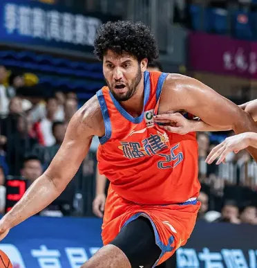 博特赖特半场9分钟砍13分，辽宁52-48领先福建