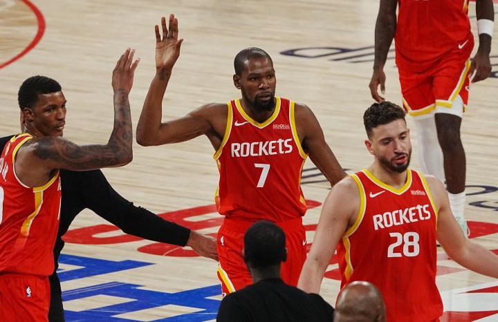NBA中国赛次战前瞻：火箭三将休战 欧文复出或改变比赛走向
