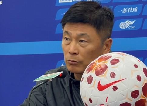 李国旭:西海岸是跨赛季主场不败球队,大连英博赛前发布会表态