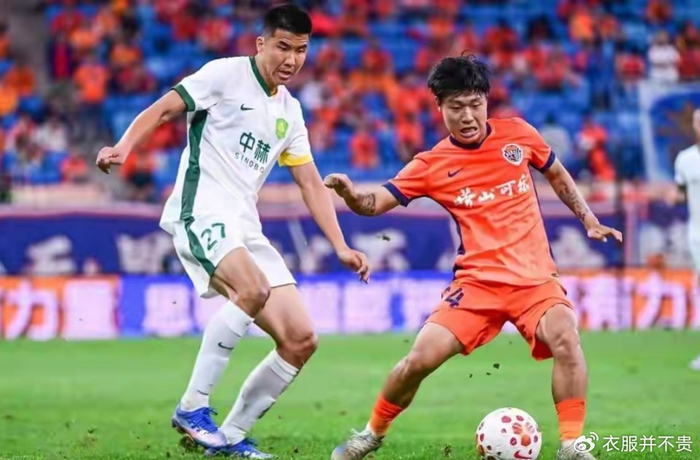 青岛海牛0-3不敌北京国安提前3轮降级，邝兆镭4年4队全降级引热议