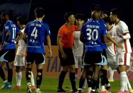 大连鲲城1-1长春亚泰,刘云、吴俊杰破门