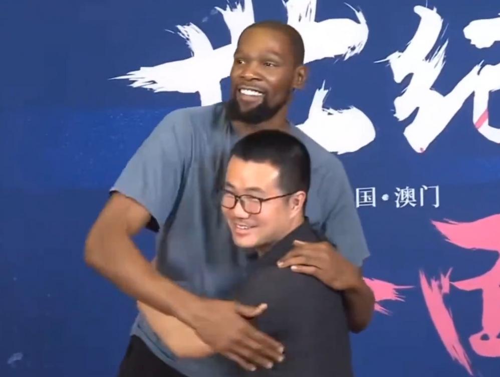 徐静雨:杜兰特与库里地位相同!谁是勇士真正老大?