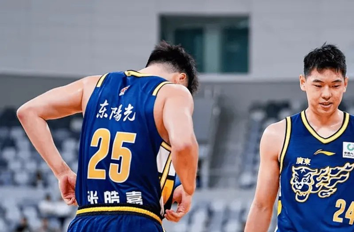 广东82-86惜败广州 王洪泽13分独撑一队