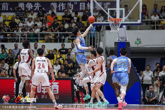 北京首钢男篮绝杀浙江稠州金租 陈盈骏三分命中绝杀