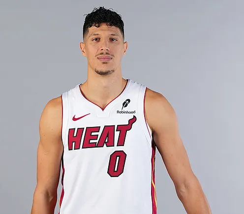 NBA季前赛森林狼半场60-56领先热火 冯泰奇奥15分钟砍12分